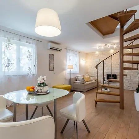 Apartament Sun House In The Centre Split